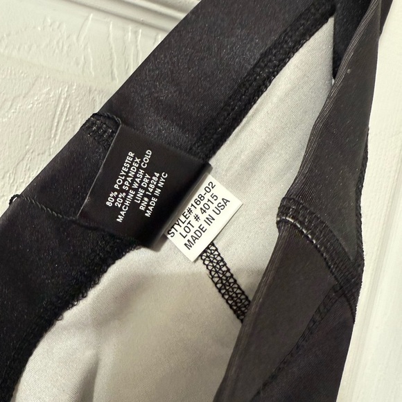 Terez x Peleton Women’s NWT Black Workout Leggings size Small - Picture 2 of 7